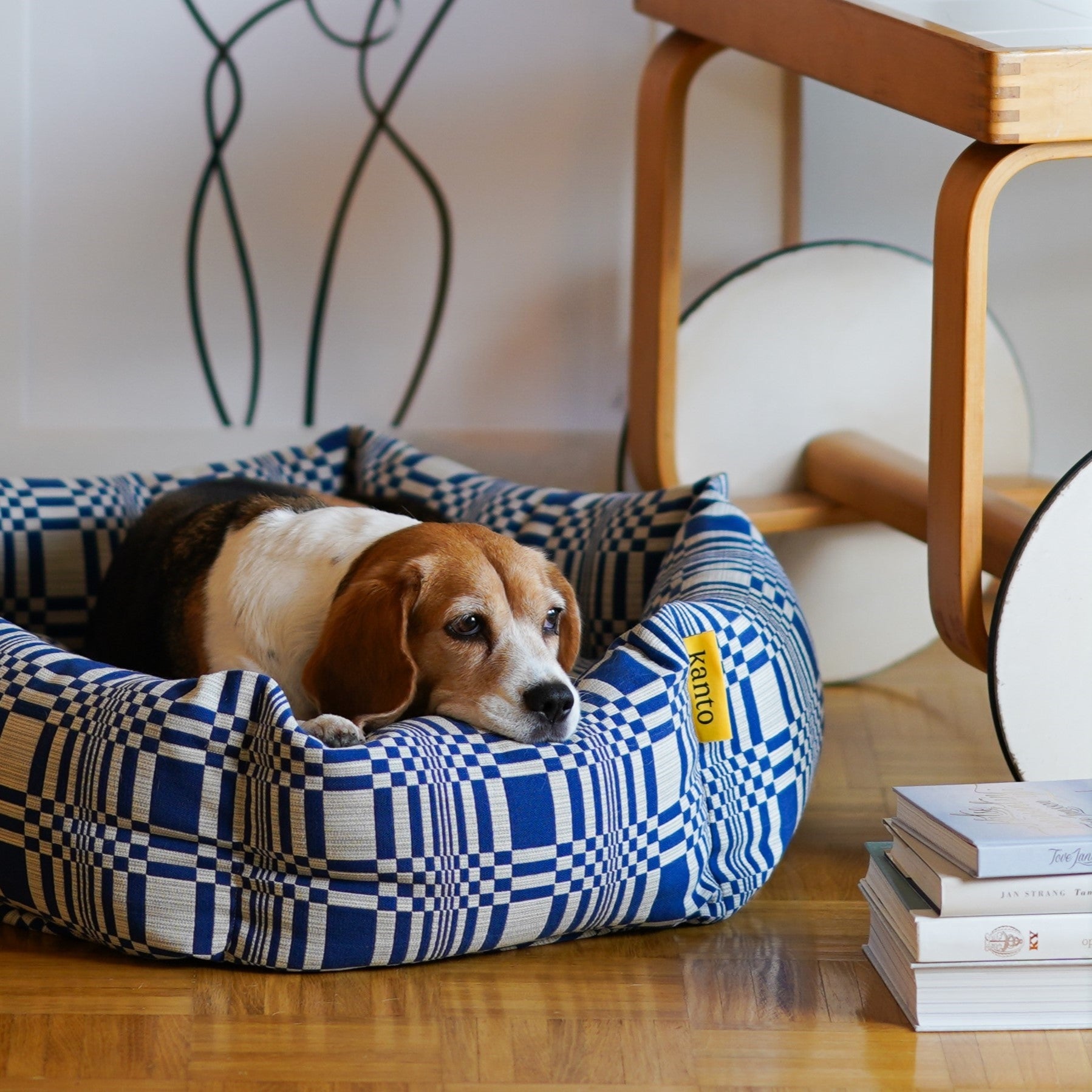 Close-up of Studio Kanto x Johanna Gullichsen bed’s luxurious fabric, highlighting its sustainable craftsmanship and high-quality design.